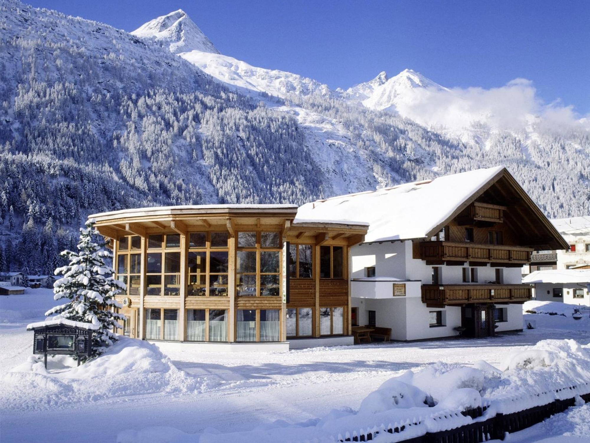 Comfortable Apartment In L Ngenfeld With Ski Storage Längenfeld Extérieur photo